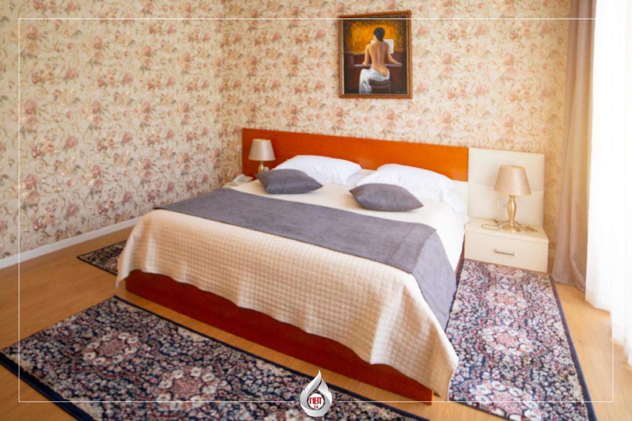 Nbt Hotel Reps Kukes Екстер'єр фото