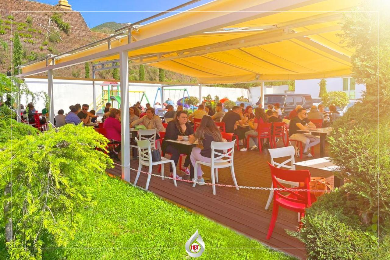 Nbt Hotel Reps Kukes Екстер'єр фото