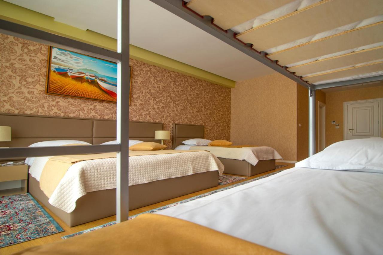 Nbt Hotel Reps Kukes Екстер'єр фото
